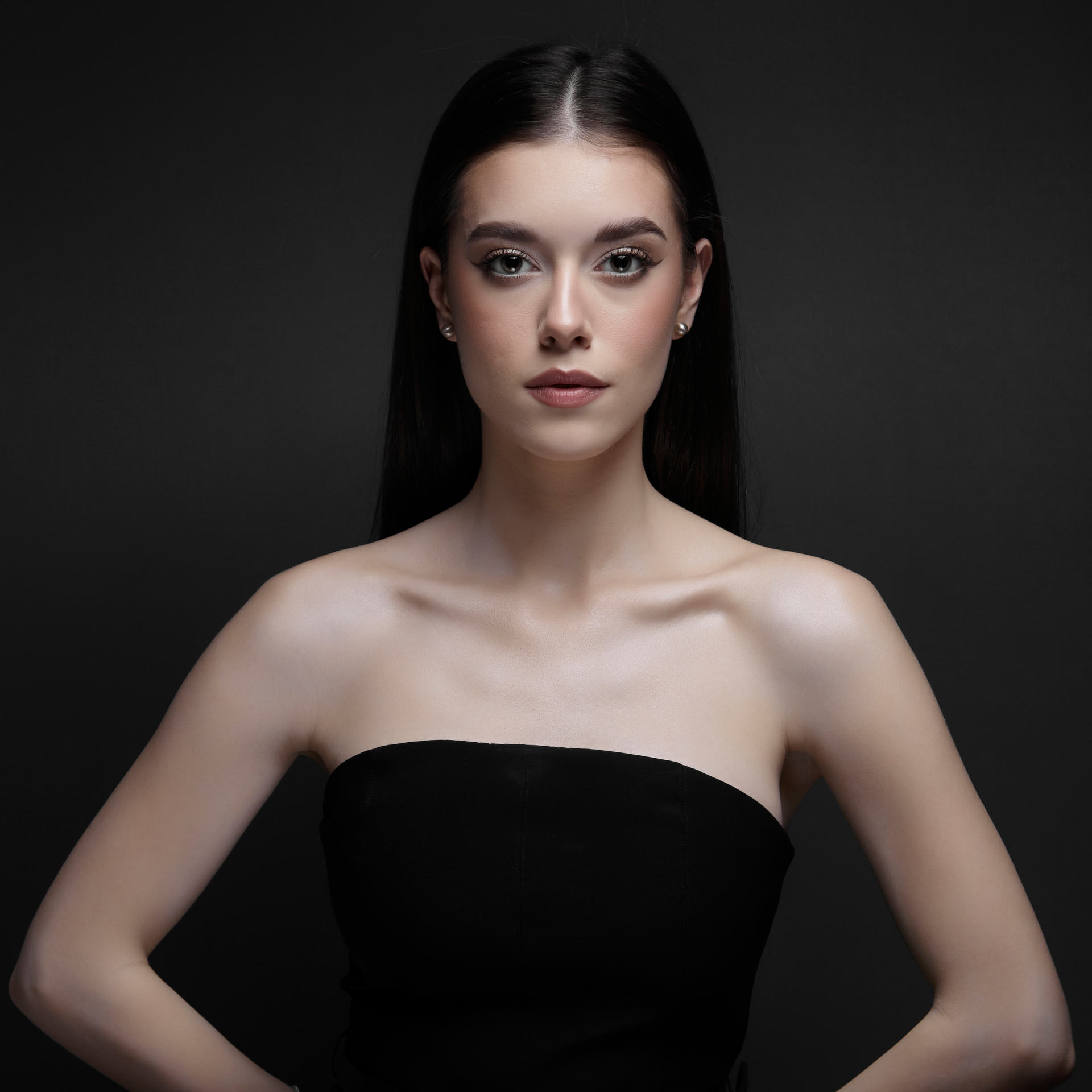 Cinematic Fashion and Beauty Portrait